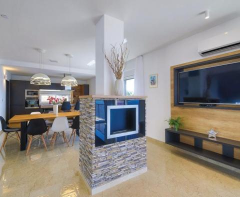 Contemporary stylish villa on Ciovo for sale - pic 24