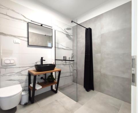 Współczesna willa z podgrzewanym basenem, sauną, jacuzzi, luksusowo urządzona - obszar Vodnjan - pic 13