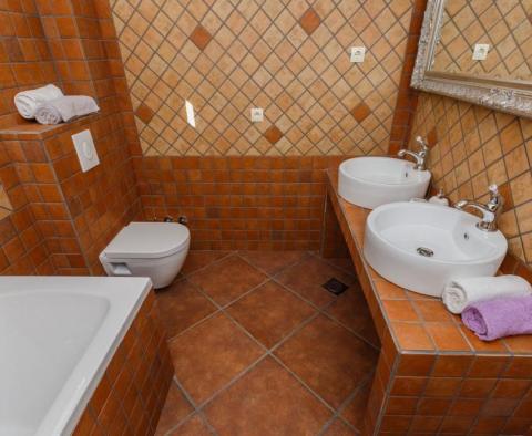 Luxusvilla in Marina, Trogir in der ersten Meereslinie - foto 27