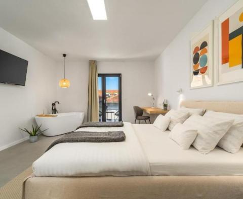 Superb villa of modern design in Supetar on Brac island - pic 27