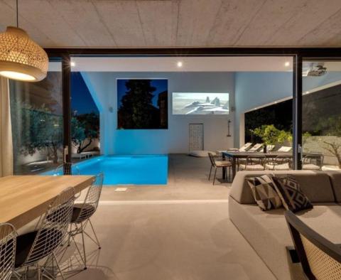Superb villa of modern design in Supetar on Brac island - pic 43