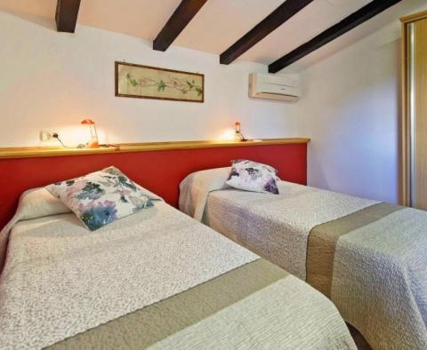 Charming property of an attractive location in romantic Groznjan - pic 14