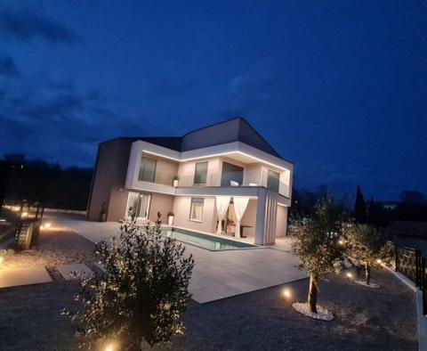 Villa of modern outlook in Garica, Vrbnik, on Krk island - pic 8