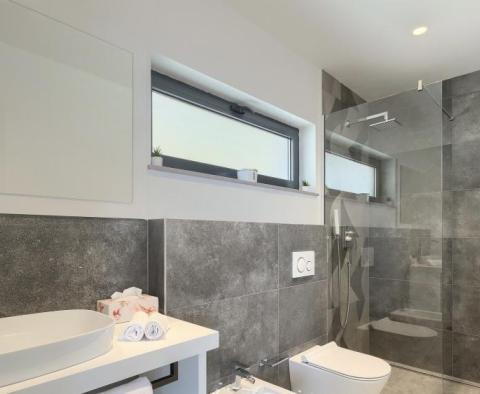 Moderne irrationale Villa in Bregi, Opatija - foto 9