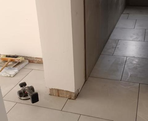 Luxuriöser neuer Komplex in zweiter Meereslinie in Medulin, nur 100 Meter vom Strand entfernt! - foto 41