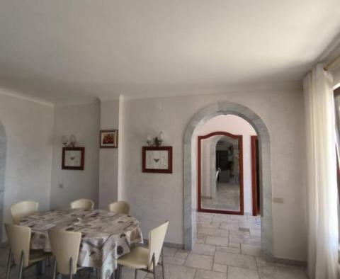 Rare villa on the first line to the sea in Umag - pic 40
