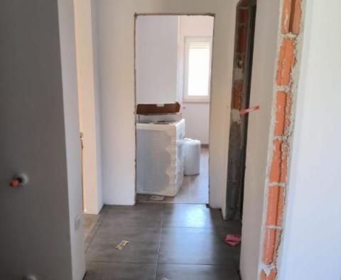 Maison mitoyenne nouvellement construite à Rovinjsko Selo, Rovinj à seulement 7 km de la mer et du centre-ville - pic 36
