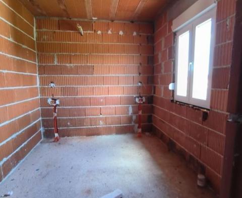 Villa at the final stage of construction in Cere, Žminj - pic 23