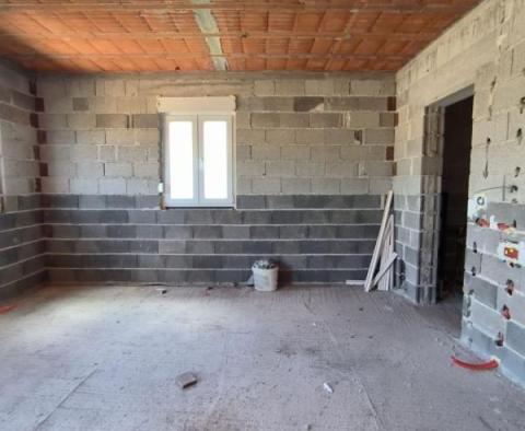 Villa at the final stage of construction in Cere, Žminj - pic 45