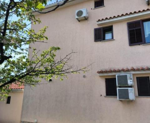 Tengerre néző apartmanház 5 apartmannal Fažanában - pic 13