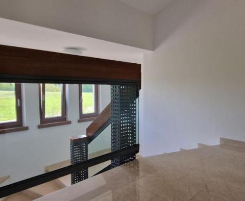 Enormous estate with two villas, two swimming pools, 10 apartments and a tennis court in Barban area, 8550 sq.m. of land - pic 48