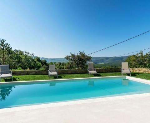 Designer stone villa with swimming pool in Oprtalj area - pic 10