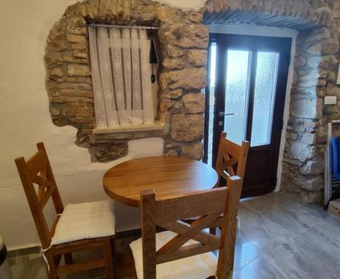 Haus in Omišalj, mit Meerblick - foto 4