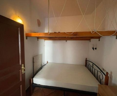 House with sea views and 2 apartments for sale in Medulin - pic 18