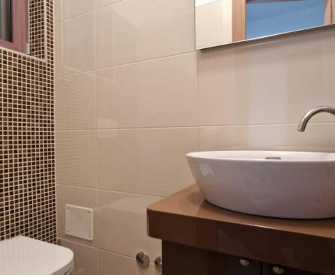 Propriété spacieuse avec 16 chambres, deux piscines et un court de tennis - pic 19