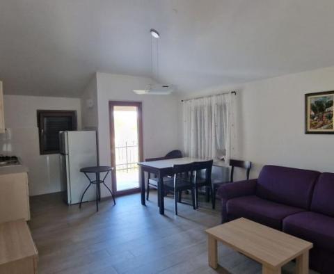 Propriété spacieuse avec 16 chambres, deux piscines et un court de tennis - pic 44