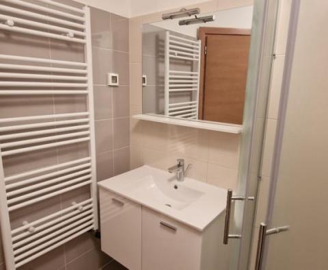 Propriété spacieuse avec 16 chambres, deux piscines et un court de tennis - pic 71