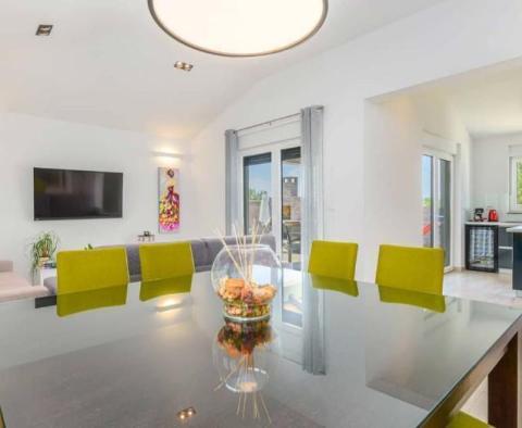 Új építésű villa úszómedencével Loborikán - pic 6