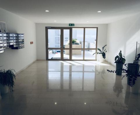 Remarquable appartement neuf avec vue sur la mer à vendre à Split - pic 6