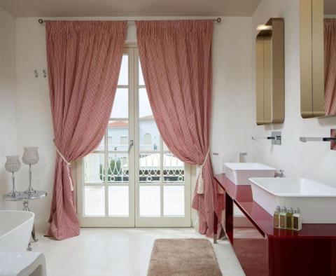 5***** gated community in Porec area offers luxury mansion - pic 14