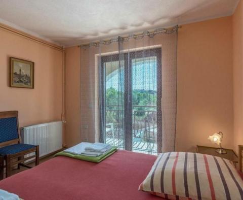 Bright apart-house for sale in Poreč with sea views - pic 12