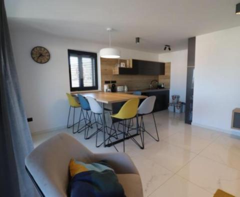 Apartment in Punat with sea views - pic 3
