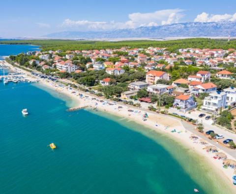 Роскошные сестринские виллы 1-й ряд от моря в районе Задара - фото 2