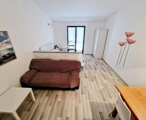 Apart-dům s úžasným výhledem na moře, 120 metrů od moře - pic 8