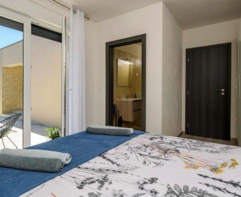 Elégant nouveau bâtiment avec piscine dans le quartier de Rabac - pic 17