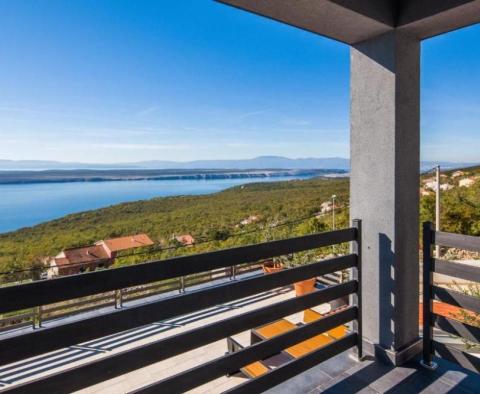 Luxusní nemovitost s výhledem na moře a bazénem v Dramalj, Crikvenica, ideální k pronájmu nebo pro velkou rodinu - pic 8