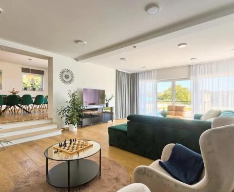 Moderne Luxusvilla mit Pool in Štinjan, ca. 1 km von den Stränden entfernt - foto 10