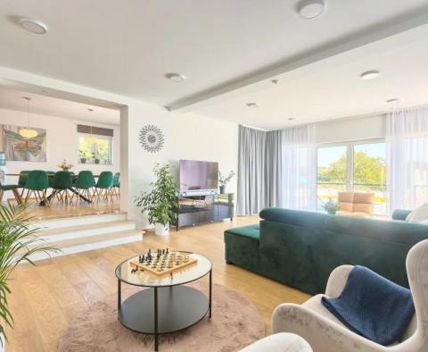 Moderne Luxusvilla mit Pool in Štinjan, ca. 1 km von den Stränden entfernt - foto 11