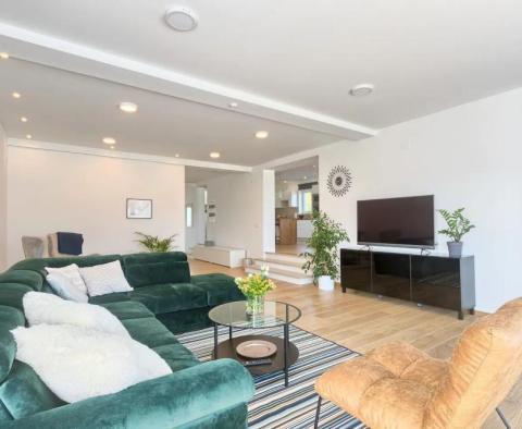 Moderne Luxusvilla mit Pool in Štinjan, ca. 1 km von den Stränden entfernt - foto 12