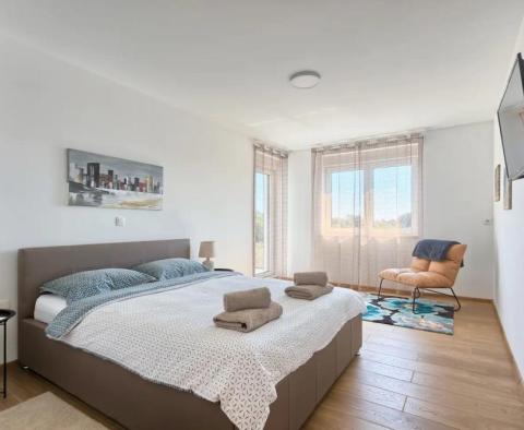 Moderne Luxusvilla mit Pool in Štinjan, ca. 1 km von den Stränden entfernt - foto 21