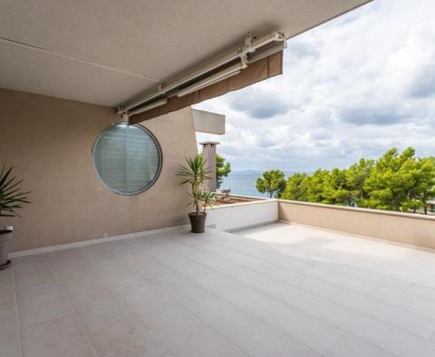 Incroyable propriété à Podstrana avec piscine propose 2 appartements de luxe - pic 29