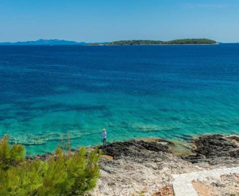 Villa à Korcula sur la 1ère ligne de mer avec une vue incroyable sur la mer et un quai privé pour les bateaux ! - pic 33