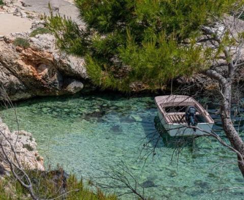 Villa à Korcula sur la 1ère ligne de mer avec une vue incroyable sur la mer et un quai privé pour les bateaux ! - pic 55