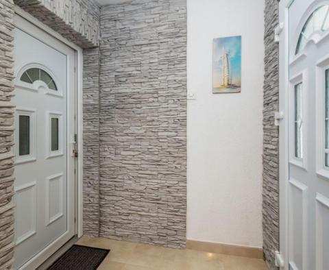 Dům se 4 apartmány v Malinska-Dubašnica na ostrově Krk - pic 13