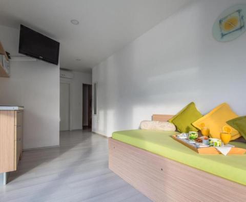 Außergewöhnliches modernes Anwesen mit 5 Apartments und Restaurant in 1. Meereslinie - foto 23