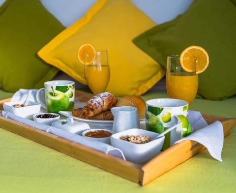 Außergewöhnliches modernes Anwesen mit 5 Apartments und Restaurant in 1. Meereslinie - foto 33