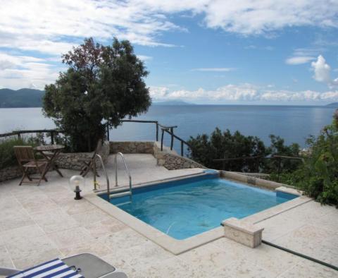 Discounted! Eagle's nest villa for sale on a rock over the sea in Ika above the beach! - pic 9