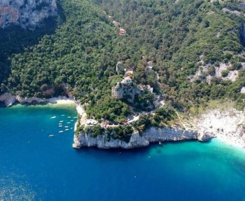 Discounted! Eagle's nest villa for sale on a rock over the sea in Ika above the beach! - pic 21