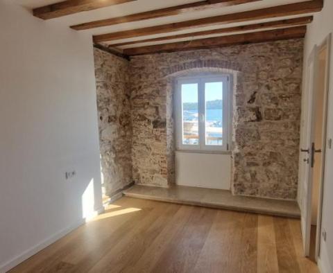 Exceptional 1st line apartment for sale - pic 28