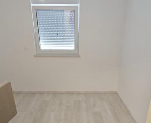 Új apartman Crikvenicában, 3 hálószobával - pic 7