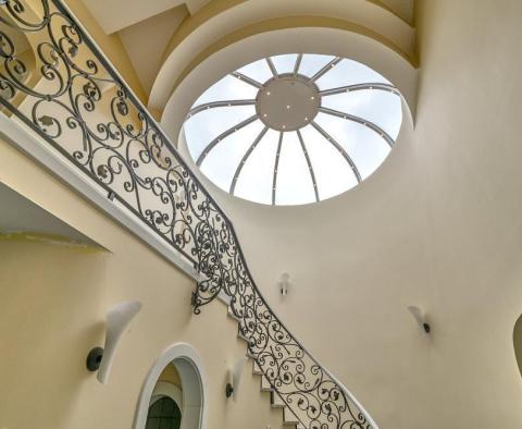 Семейная вилла 450 м2 с бассейном в Загребе, Ремете - фото 13