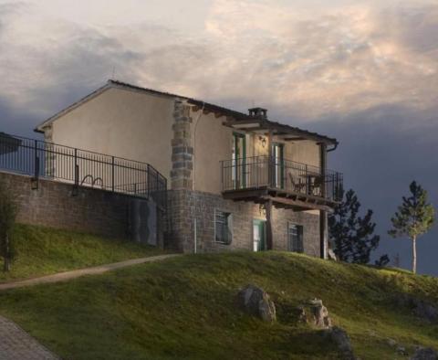 Resort, hotel, restaurant, apartments, camp, land complex of T1, T2, T3 in Motovun area - on 32.227 m2 of land - pic 11