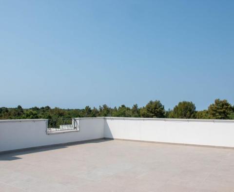 Apartment with roof terrace in Poreč - pic 8