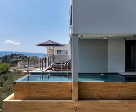 Světlá nová vila ve Veliko Brdo, Makarska, s úžasným výhledem na moře - pic 9
