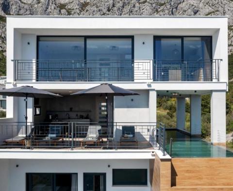 Světlá nová vila ve Veliko Brdo, Makarska, s úžasným výhledem na moře - pic 39