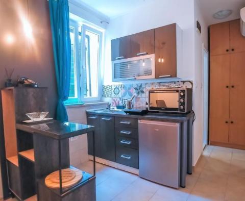 Luxuriös renovierte Wohnung im Diokletianpalast von Split – ideal zum Mieten - foto 9